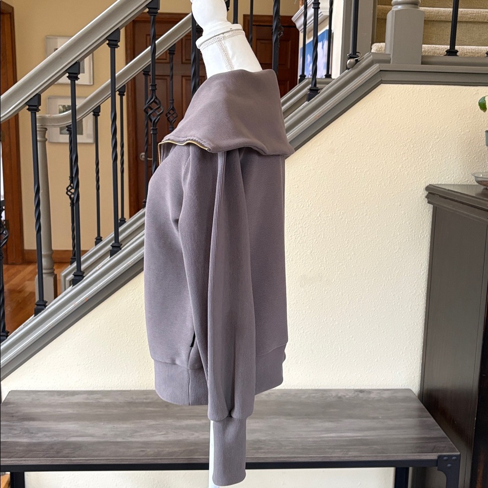 Varley Vine Half-Zip Pullover in Deep Charcoal Size XS - Picture 4 of 16
